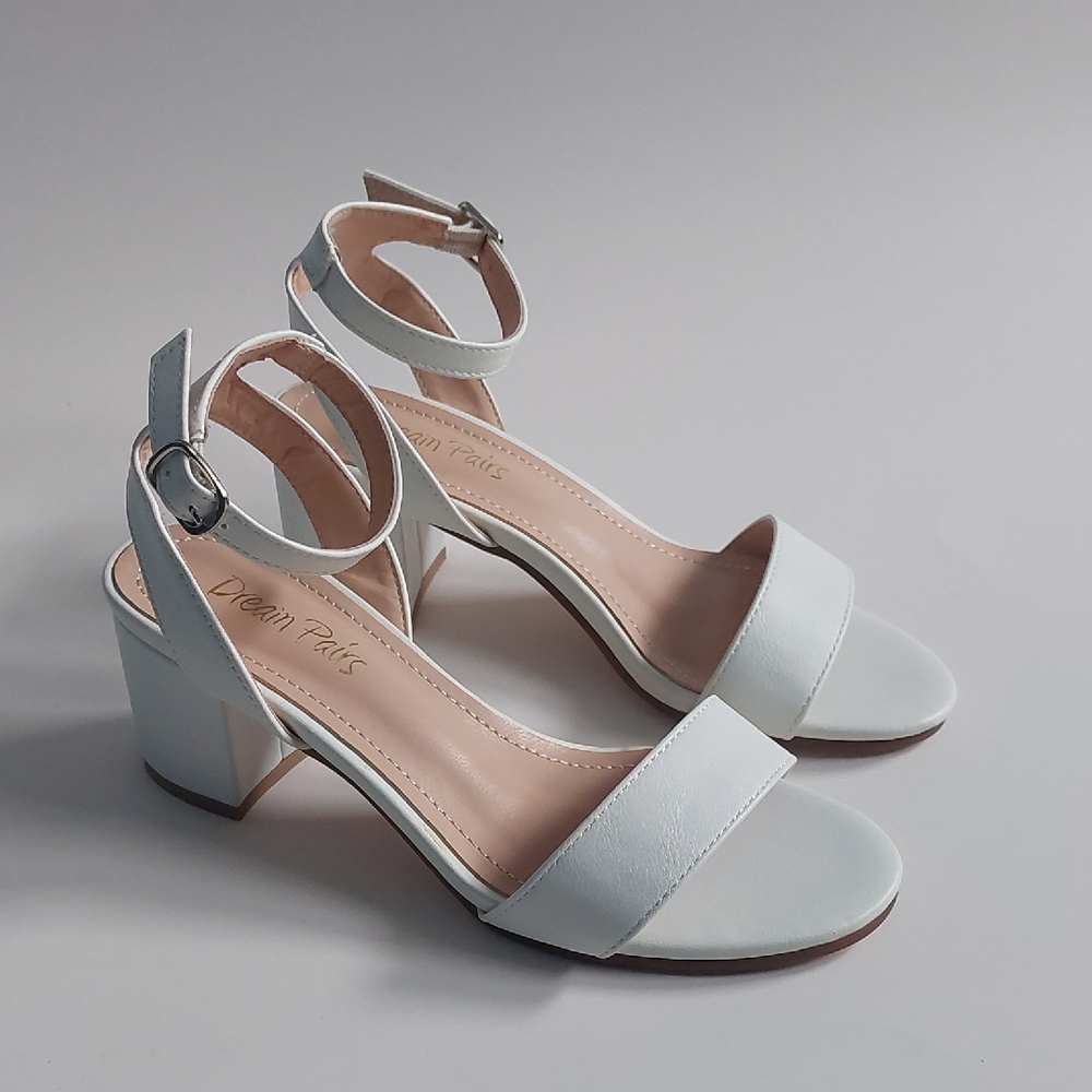 Dream Pairs Gils White Block Heels Size‎ 5